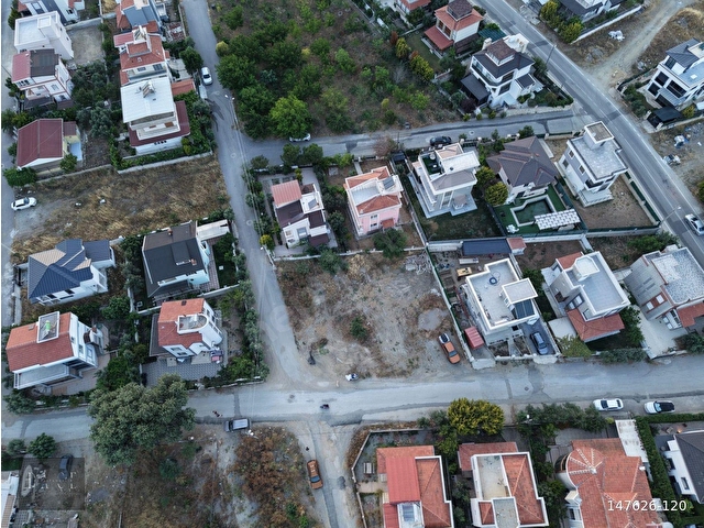 Denize 500m Mesafede Tüm Alt Yapıları Mevcut Ve İnşaat Yapımına Hazır Satılık Arsa - Görsel 3