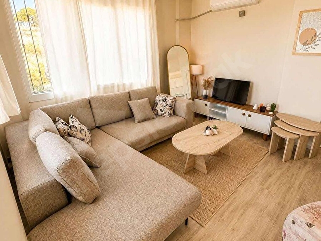 AYVALIK MERKEZE 1 KM DENİZ MANZARALI 2+1 KLİMALI EŞYALI DAİRE - Görsel 11
