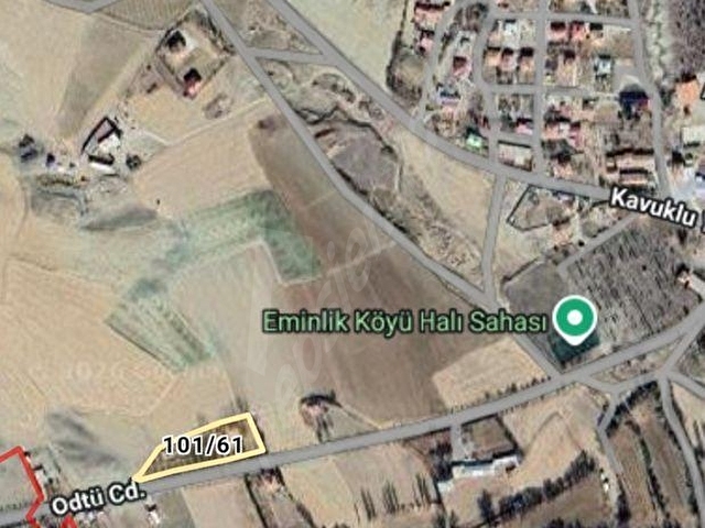 NİĞDE ULUKIŞLA EMİNLİKTE YOL ÜZERİ İÇERİSİNDE EV İLE SATILIKTIR - Görsel 3