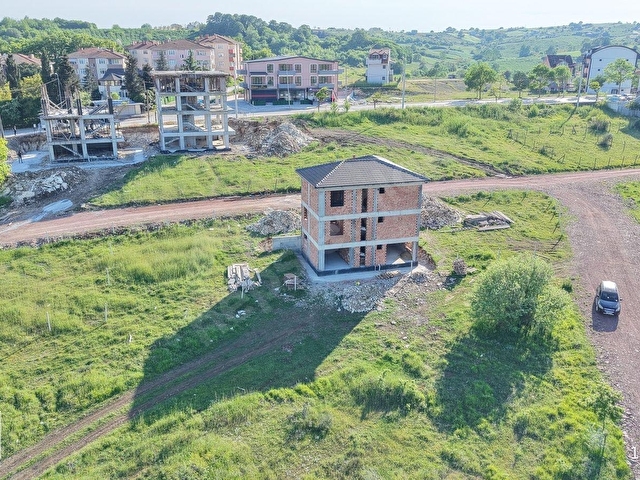 KANDIRANIN EN GÜZEL BÖLGESİ ORHANDA VİLLA RUHSATI HAZIR ARSA - Görsel 24