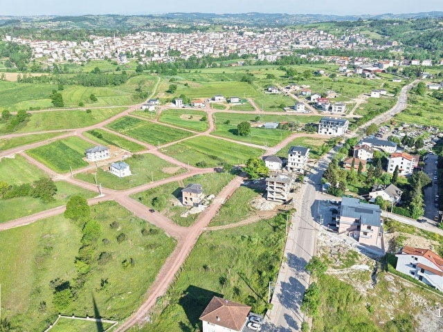 KANDIRANIN EN GÜZEL BÖLGESİ ORHANDA VİLLA RUHSATI HAZIR ARSA - Görsel 3