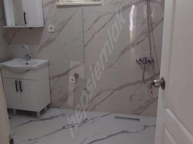 GAZİOSMANPAŞA MERKEZDE 3+1 ARAKAT TEMİZ DAİRE - Görsel 4
