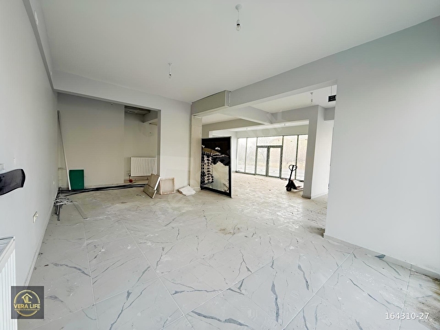 Mithatpaşa Mahallesinde 125 m2 Kiralık Dükkan - Görsel 4