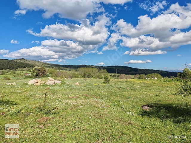 YERLEŞİK ALANDA EV YAPILABİLİR 905 m2 ARSA - Görsel 27