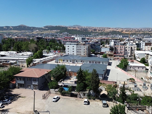 ROTA EMİRHANDAN ÇARŞI MERKEZDE 153m² SATILIK ARSA - Görsel 6