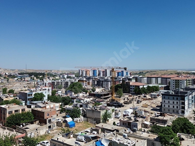 ROTA EMİRHANDAN ÇARŞI MERKEZDE 153m² SATILIK ARSA - Görsel 2