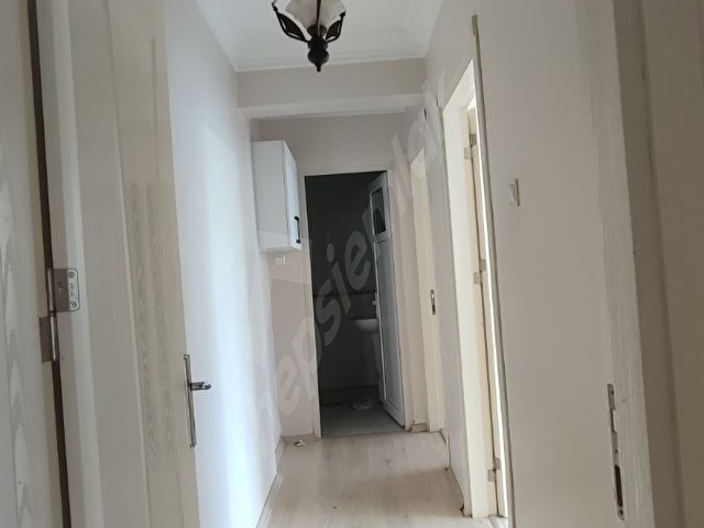 BEYAZEVLERDE AZ KATLI DOĞALGAZLI KAPALI MUTFAK 3+1 KİRALIK DAİRE - Görsel 13