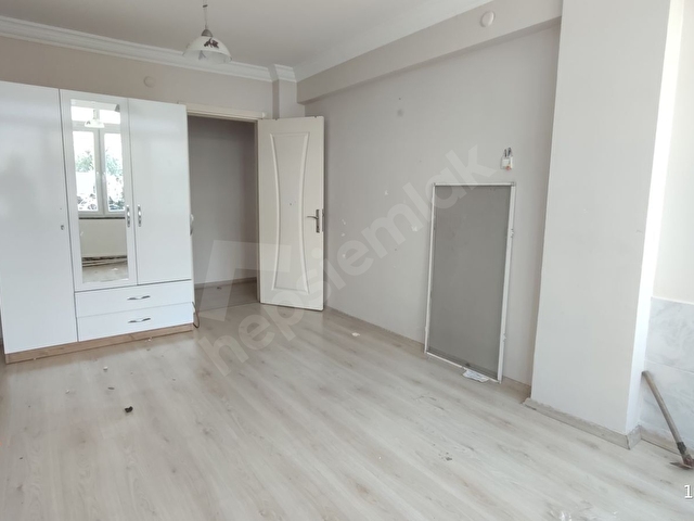 BEYAZEVLERDE AZ KATLI DOĞALGAZLI KAPALI MUTFAK 3+1 KİRALIK DAİRE - Görsel 12