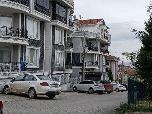 KOCAELİ /GÖLCÜK BARIŞ PARK EVLERİ 3+1 KİRALIK - Görsel 6