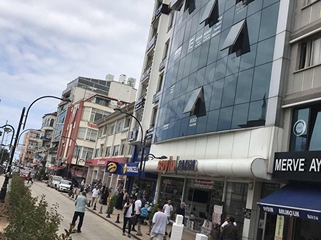 BULANCAK MEYDANDA SATILIK OFİS MEYDAN MANZARALI - Görsel 25