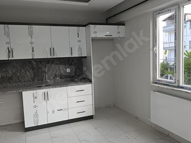 YENİ MAHALLEDE SATILIK 2+1 GENİŞ LÜKS DAİRE - Görsel 2