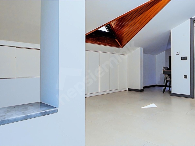 Urla Yenikent Mh. de Satılık Müstakil Havuzlu Villa - Görsel 26