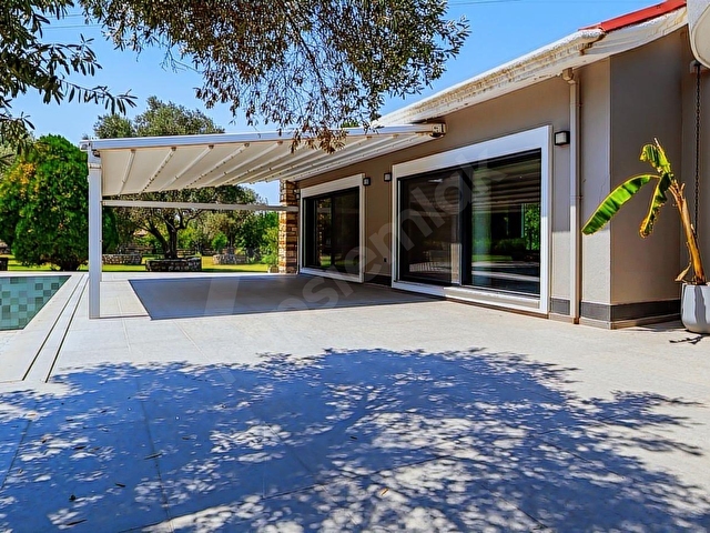 Urla Yenikent Mh. de Satılık Müstakil Havuzlu Villa - Görsel 3