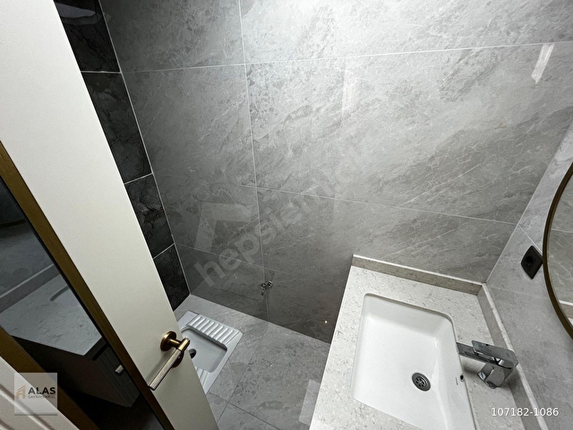 BEŞTEPEDE ANA CADDE ÜZERİ MODERN SATILIK 2.5+1 SATILIK DAİRE - Görsel 24