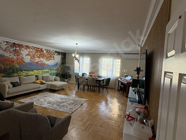 ŞİŞLİ DUBLEKS BAKIMLI KAPALI GARAJLI KOMBİLİ SİTEDE 5+1 340m² - Görsel 4