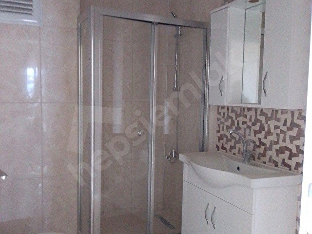 GARMİN EMLAKTAN ÇINARCIK TEŞVİKİYE PLAJLAR MEVKİİ SATILIK DENİZ MANZARALI YENİ BİNA 2+1 DAİRE - Görsel 16