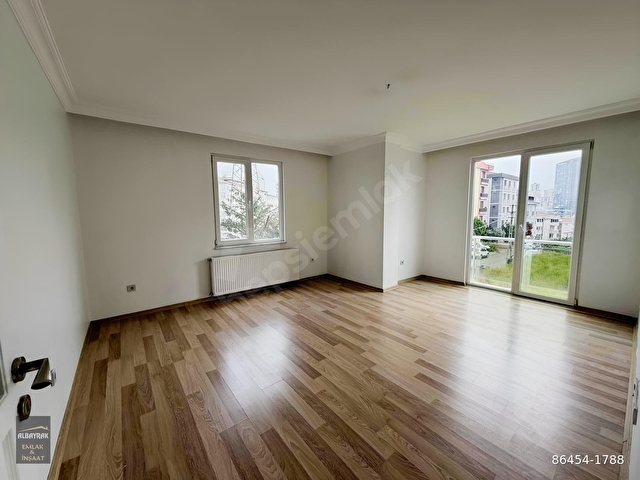 ALBAYRAKTAN MASRAFSIZ-MERKEZİ KONUM-KPL OTOPARKLI 2+1 DAİRE