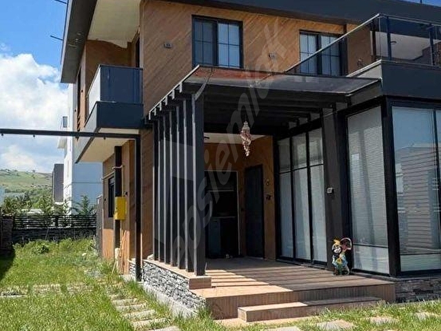 SAMSUN 19 MAYIS ERENKÖY SAHİLDE SATILIK ULTRA LÜKS VİLLA - Görsel 18