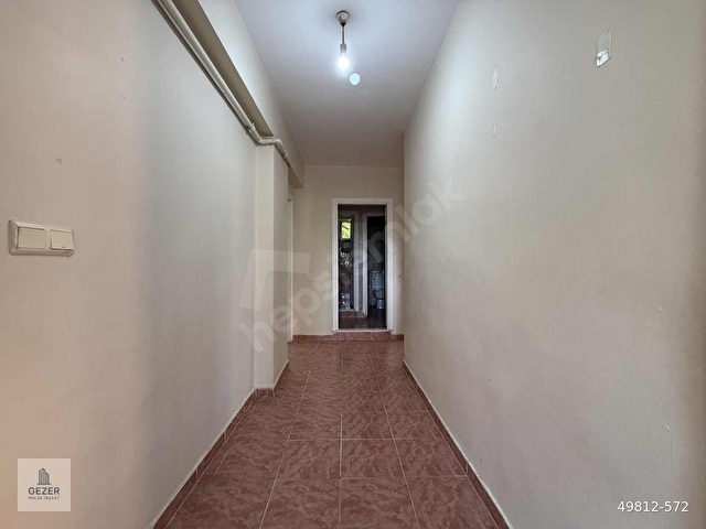 YENİDOĞAN MEVLANA MAHALLESİ GENİŞ 2+1 KİRALIK DAİRE - Görsel 2