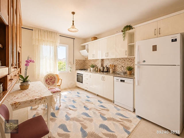 ALTAYLILARDA 279 M2 ARSA İÇERİSİNDE 3 KATLI MÜSTAKİL EVİMİZ SATILIKTIR