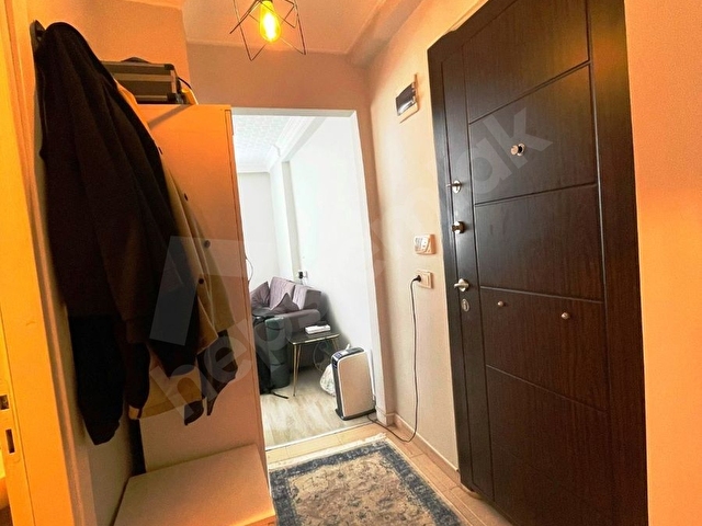 ŞERİFALİDE 15 YILLIK MOBİLYALI BEYAZ EŞYALI 60m2 KİRALIK 1+1 - Görsel 24