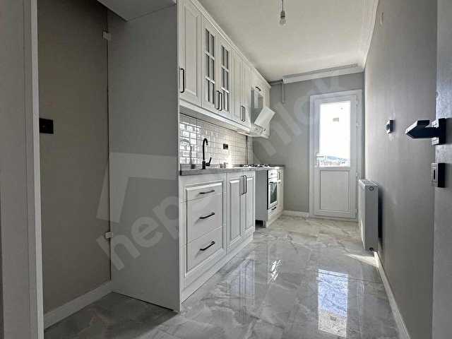 Şirinyerde İzban Yakını Komple Tadilatlı Kiralık 3+1 Daire - Görsel 22