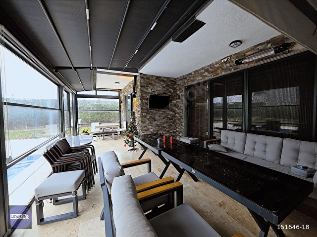 Güzelcede ÖZEL HAVUZLU Lüks Müstakil Tripleks Villa|500m² Arsa - Görsel 27