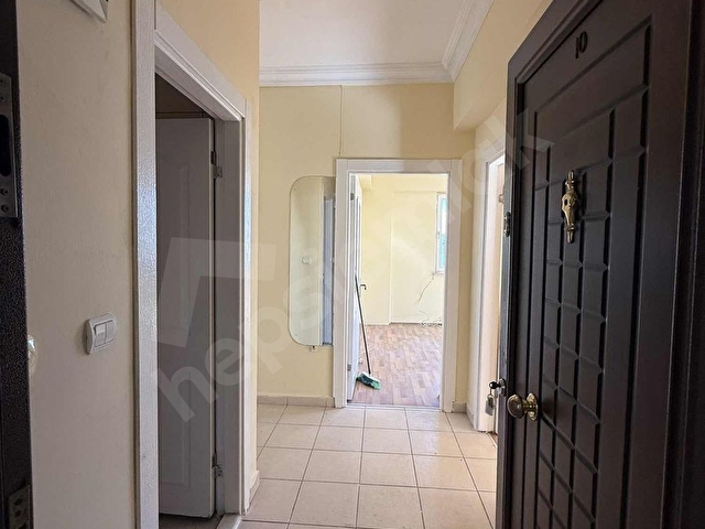 Kızıltoprak Mahallesinde 3+1 Kullanışlı Daire - Görsel 4