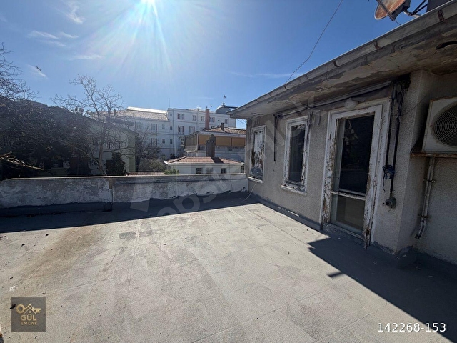 Büyükada Merkez Meydanda Manzaralı Çekme Kat Kaçmaz Fırsat - Görsel 17