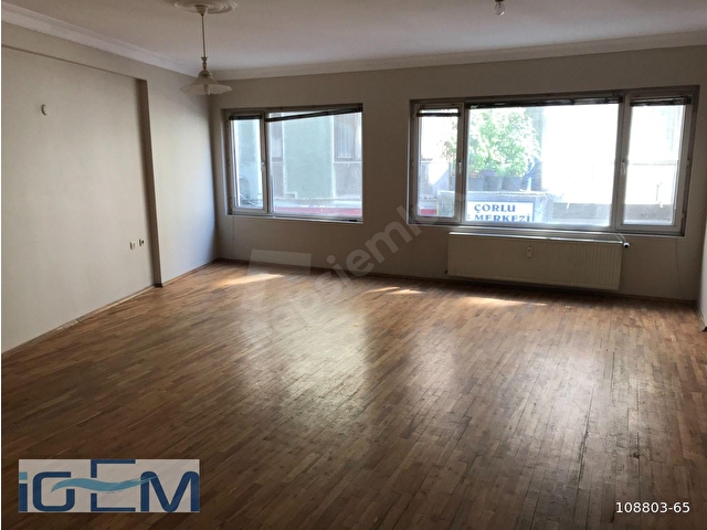 ÇORLUDA BAYOL İŞ MERKEZİNDE KİRALIK BÜYÜK OFİS