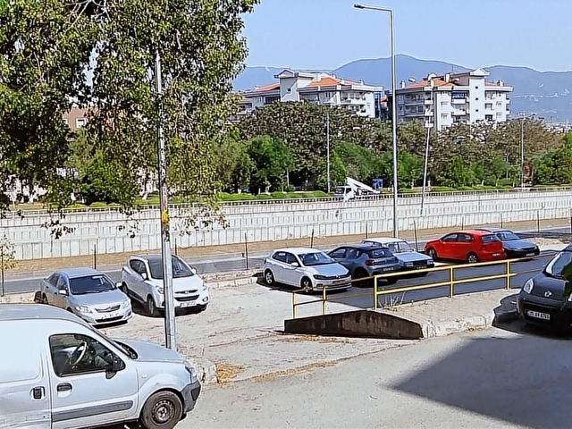 EGE ÜNİVERSİTESİNE VE EVKA 3 METRO YAKINI ARA KAT KLASİK DAİRE - Görsel 18