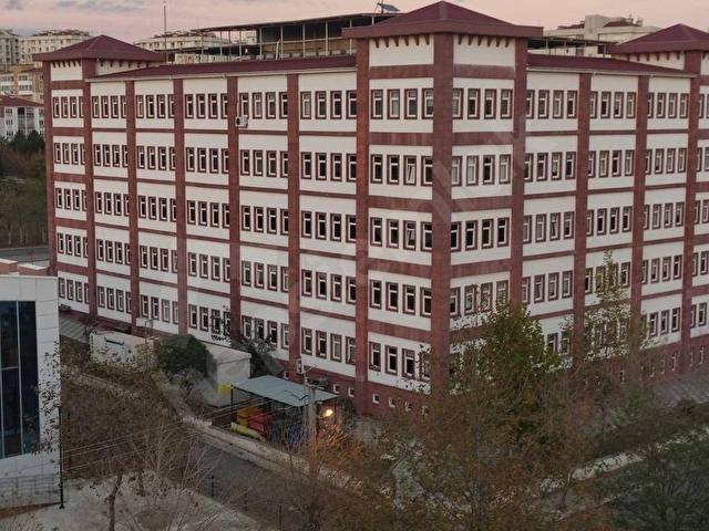 ÇORLU MERKEZDE HÜKÜMET KONAĞI ARKASI KİRALIK ARAKAT DAİRE