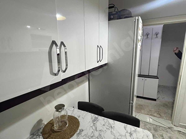 ÖZ HEVEDA GÜVENCESİYLE SATILIK 2+1 EBEVEYN BANYOLU FIRSAT DAİRE - Görsel 8