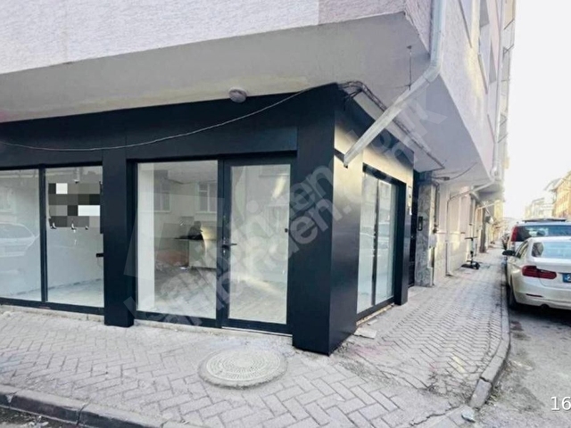 ESKURTOĞLU GAYRIMENKULDEN KIRMIZITOPRAK MAHALLESİNDE SATILIK KÖŞE DÜKKAN - Görsel 2