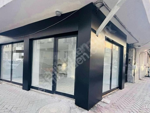 ESKURTOĞLU GAYRIMENKULDEN KIRMIZITOPRAK MAHALLESİNDE SATILIK KÖŞE DÜKKAN