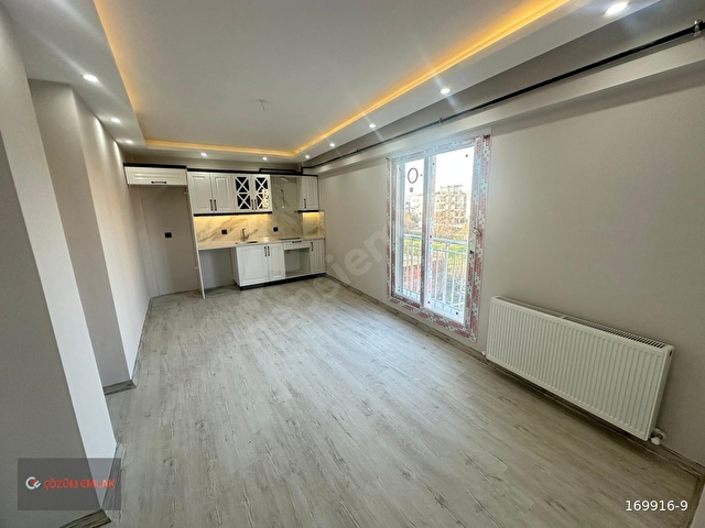 ÇÖZÜM EMLAKTAN MURADİYE BELEDİYE CİV. SIFIR 1+1 ARA KAT DAİRE - Görsel 5