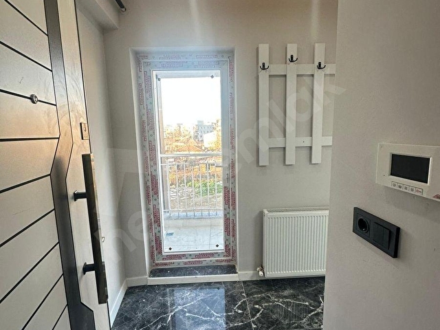 ÇÖZÜM EMLAKTAN MURADİYE BELEDİYE CİV. SIFIR 1+1 ARA KAT DAİRE - Görsel 6