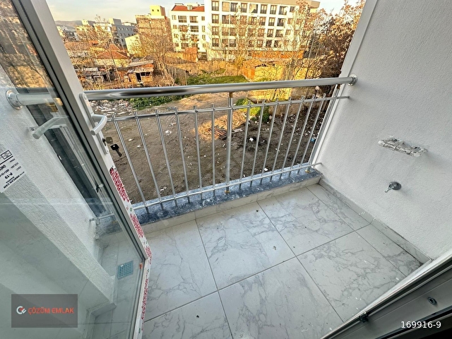 ÇÖZÜM EMLAKTAN MURADİYE BELEDİYE CİV. SIFIR 1+1 ARA KAT DAİRE - Görsel 8