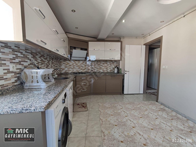 HÜRRİYET CADDESİ ÜZERİNDE 6 YAŞINDA ASANSÖRLÜ 2+1 SATILIK DAİRE - Görsel 2