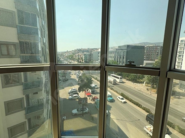 KARŞIYAKA DEDEBAŞINDA ACİL SATILIK 3+1 EBEVEYN BANYOLU DAİRE - Görsel 3