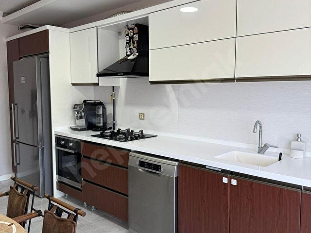 LARENDE MAHALLESİNDE  3+1 SİTE İÇERİSİNDE SATILIK DAİRE - Görsel 16