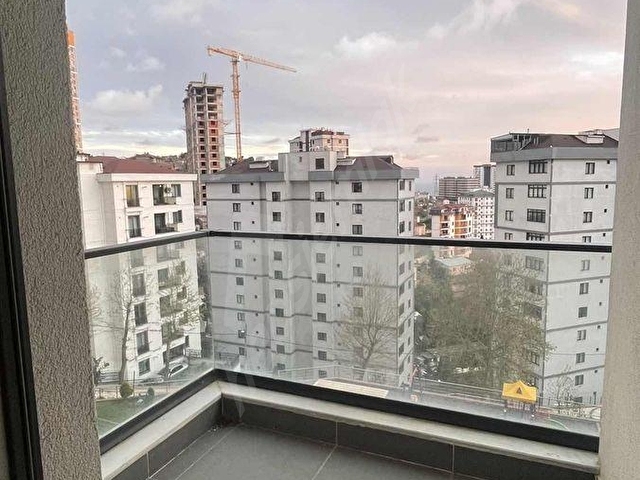 Şehri Denizde - Havuzlu, Manzaralı Sıfır 3+1 - Tapu Harcı Yok - Görsel 8
