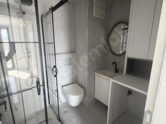 ŞEMİKLER MAH. GÜMÜŞLER BULV. ÜZERİ CADDE CEPHELİ SATILIK DAİRE - Görsel 13