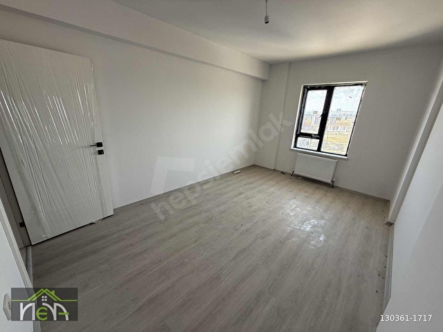 SİNCAN YENİ ÇİMŞİTTE 1+1 ŞEHİR MANZARALI SIFIR KATTA GENİŞ DAİRE - Görsel 13