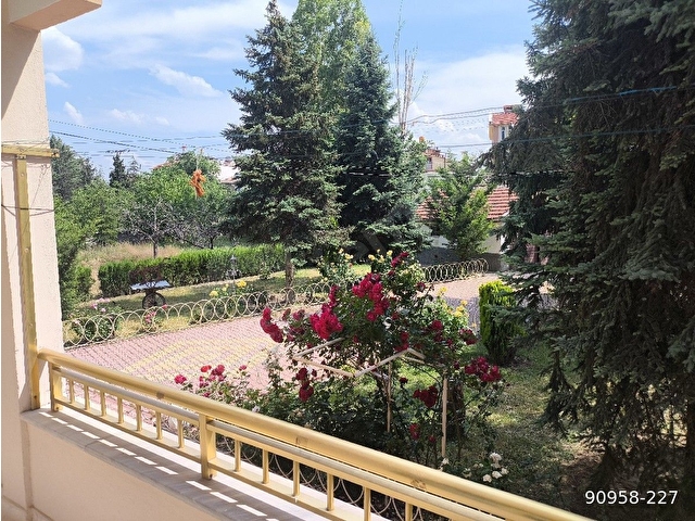 EMLAK81DEN KONYA MERAM LALEBAHÇE KARAKOL YANI KOMBİLİ GENİŞ DAİRE - Görsel 15