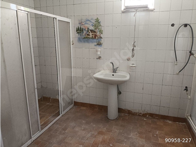EMLAK81DEN KONYA MERAM LALEBAHÇE KARAKOL YANI KOMBİLİ GENİŞ DAİRE - Görsel 18