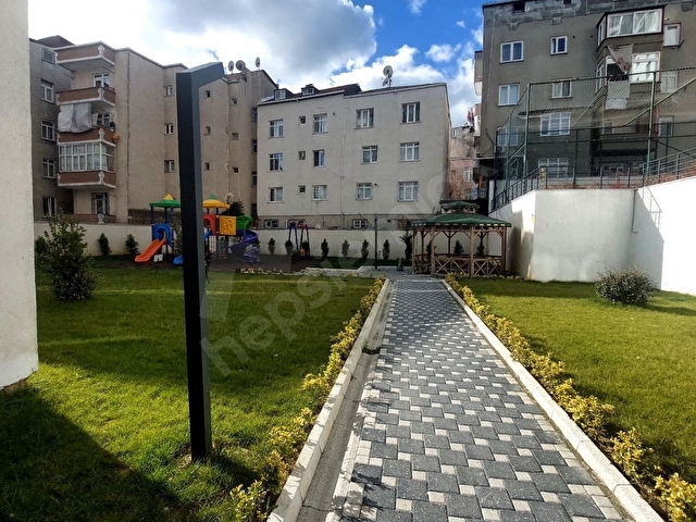 RELAXGAYRİMENKULDEN SITE İÇİ 125 M2 3+1 SIFIR DAIRE