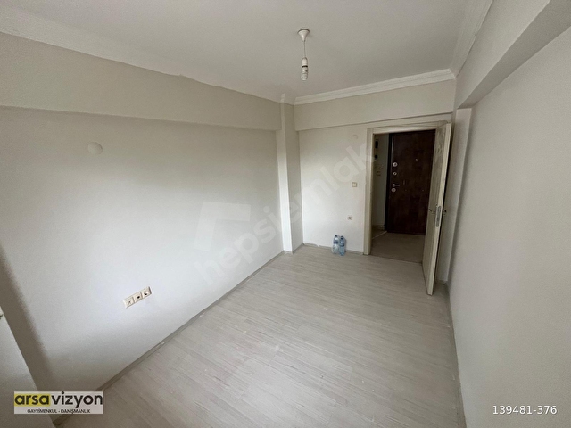 DEPOZİTOSUZ KARAKÖYDE GARAJLI AKTIPA YAKIN ARA KAT 2+1 DAİRE - Görsel 6