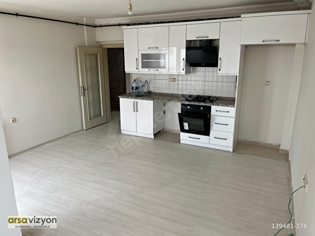 DEPOZİTOSUZ KARAKÖYDE GARAJLI AKTIPA YAKIN ARA KAT 2+1 DAİRE