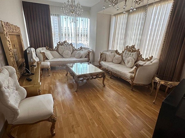 KOZAPARK Kınalı Blokta Kiralık 3+1 150 m2 Eşyalı Kiralık Daire